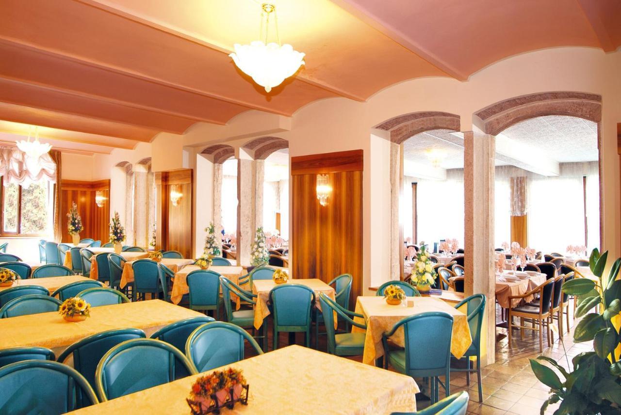 Park Hotel Jolanda ซานเซโน ดี มอนตาญญา ภายนอก รูปภาพ